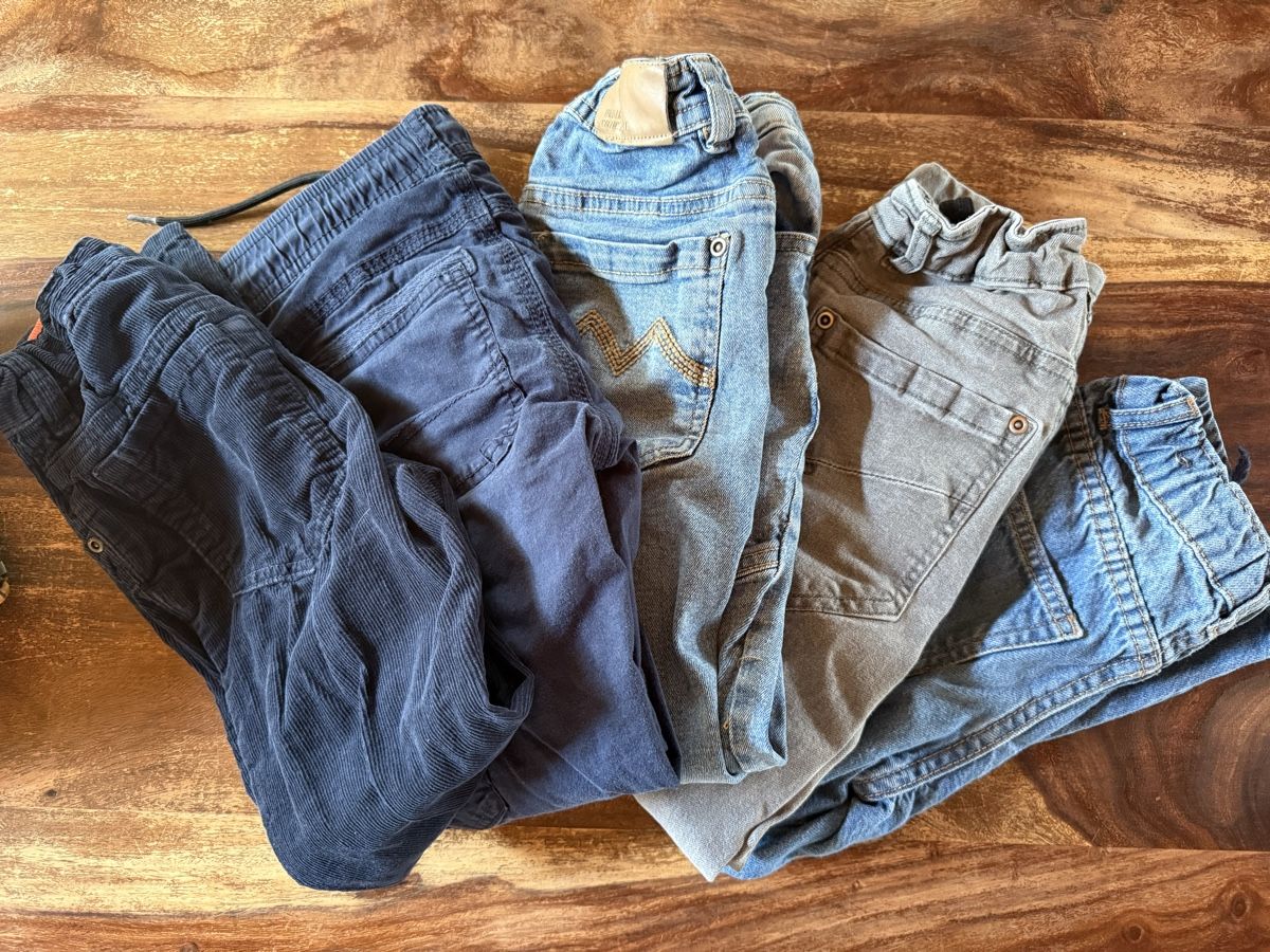 Kleiderpakete & -sets: Kleiderpaket Gr. 122/128 Jungen – Gebraucht aus Rothrist von Naomi01 5