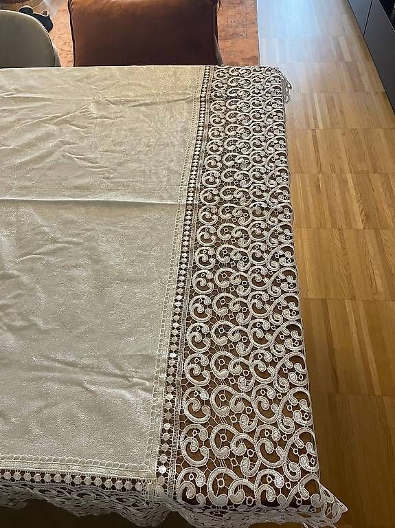 Coperte: Tischdecke 210x160cm Weiss – Usato da Solothurn venduto da ers_t6vr 1