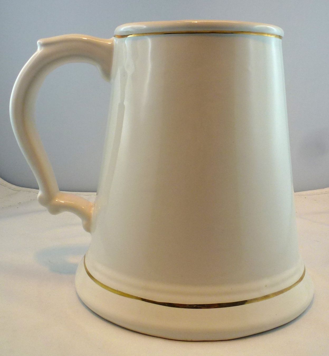 Gläser: Bier-Humpen "WALES" (Sehr Gross) – Gebraucht aus Murgenthal von B.StM 4