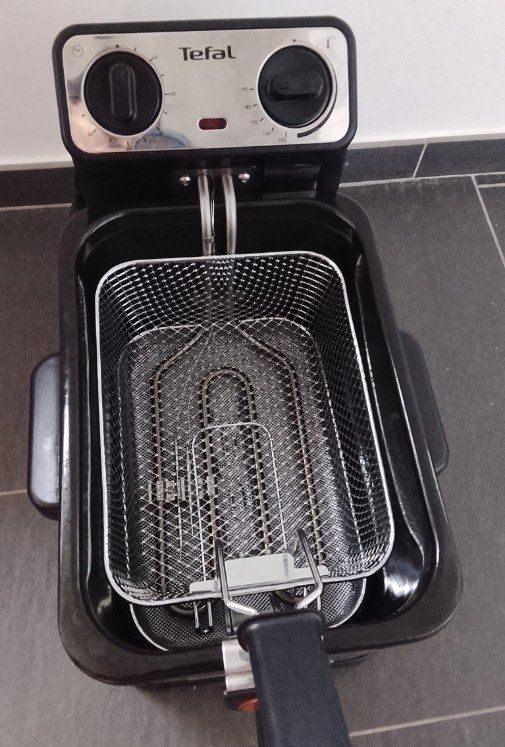 Tefal Elettrodomestici da cucina: Fritteuse Tefal – Usato da St. Gallen venduto da Fluros 2