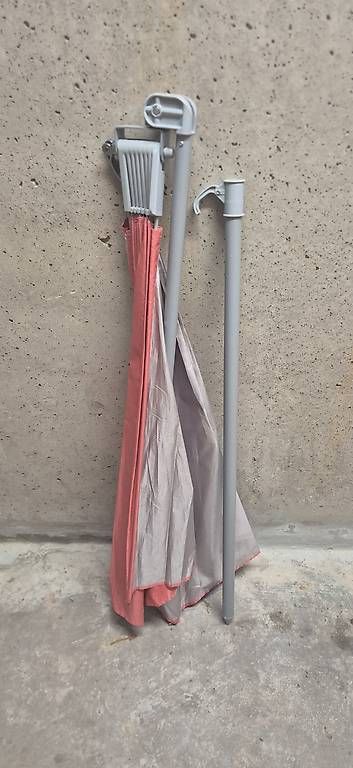 Ombrelloni: Parasol anti vent – Usato da Soral venduto da ana_68qr 3
