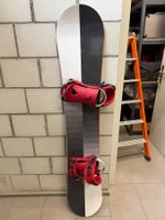 🏂 DC Snowboard 160 cm mit Bindungen – Schwarz/Weiss/Rot