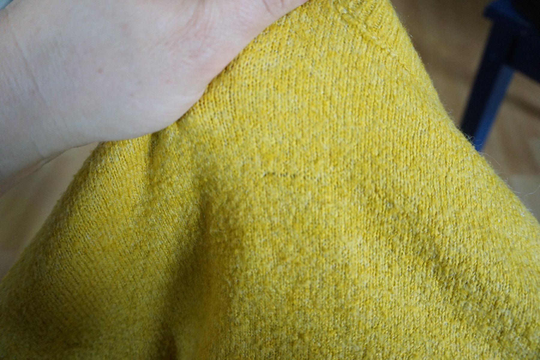 H&M Maglioni & Felpe: Pullover in gelb von H&M Gr.S – Usato da Zürich venduto da einalemjena 4