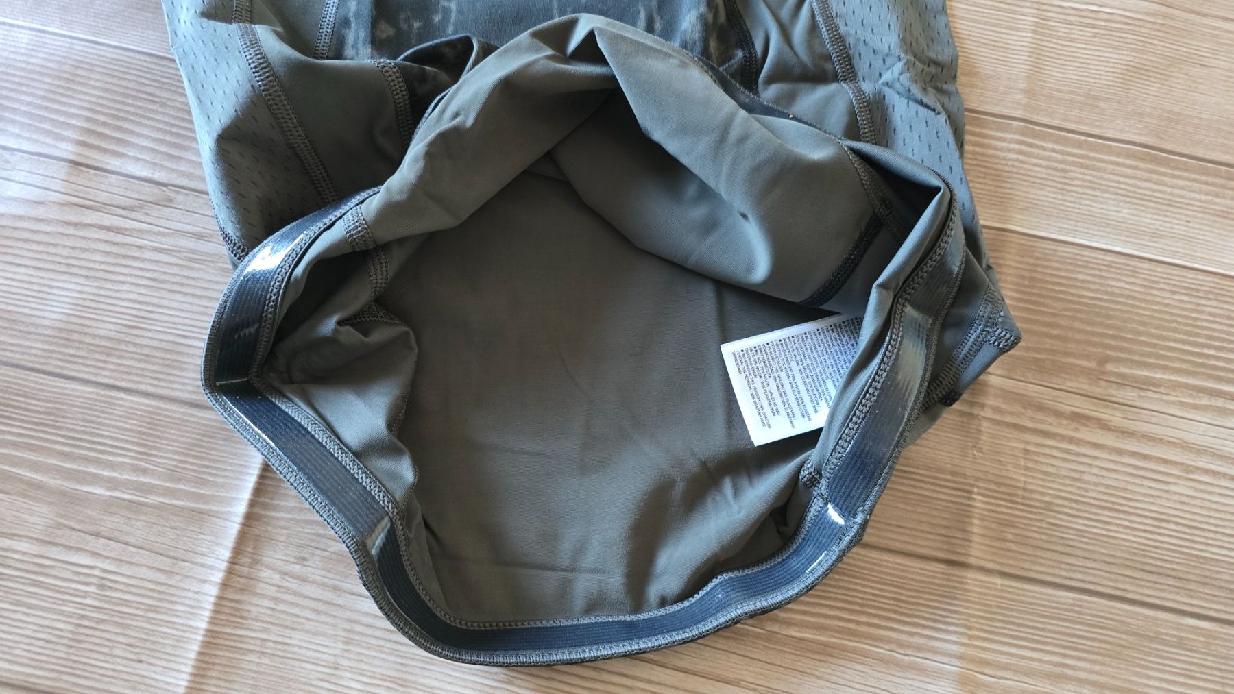 Skins T-shirts: Skins DNAmic Men´s Shirt - L - – Neuf (Voir description) à Thalwil par VitaMini 4