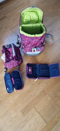 Schulruck Set Ergobag 5-teilig, lila Muster, Top Zustand
