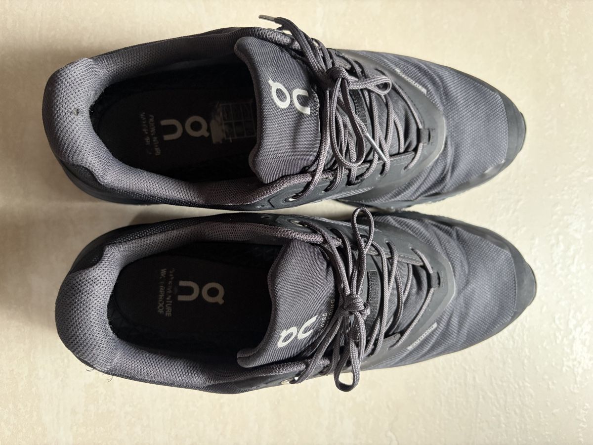 On Scarpe da uomo: ON waterproof Laufschuhe gr.44 – Usato da Uttwil venduto da and_jv28