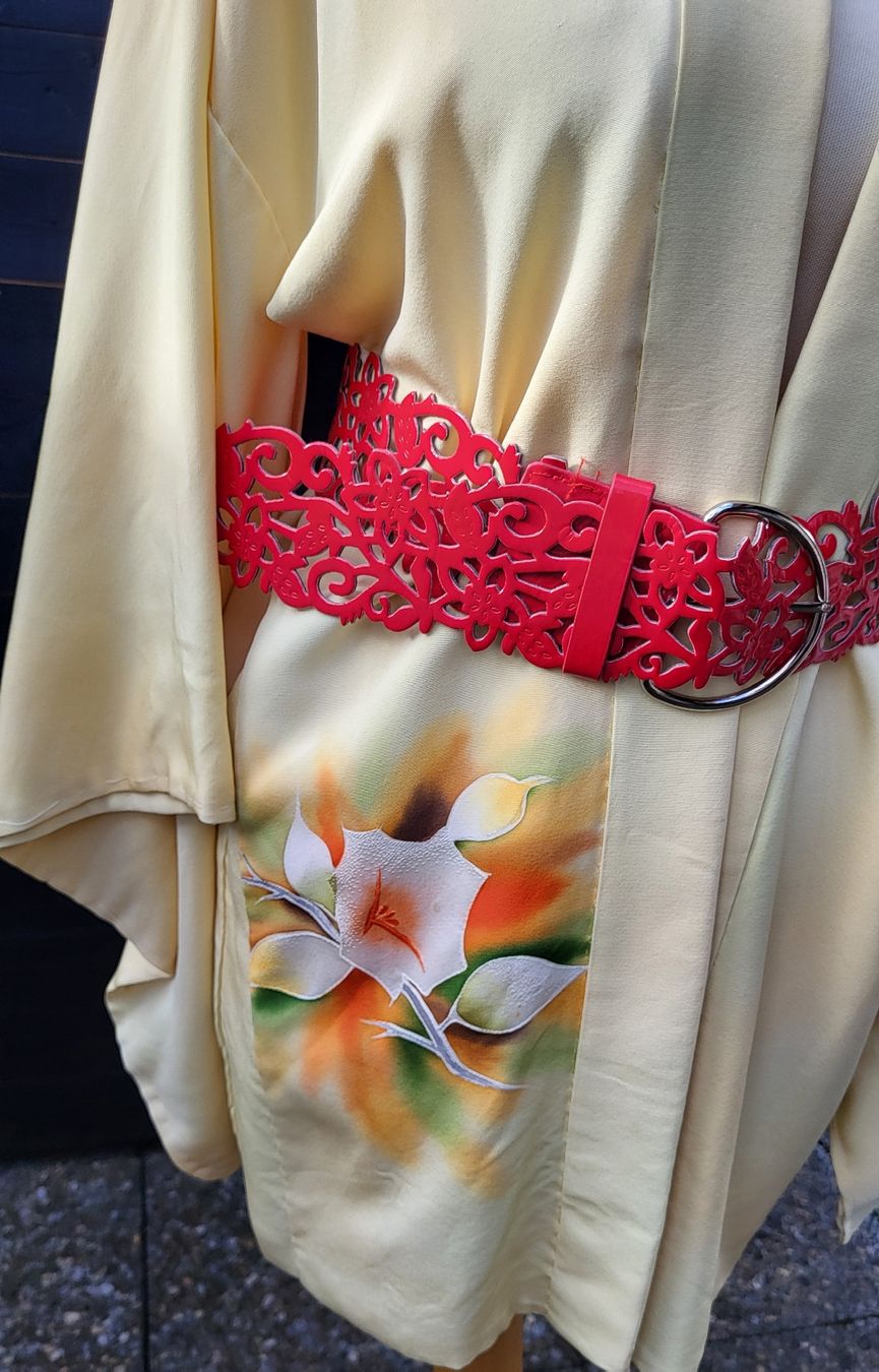 Vestes: Kimono-veste Jaune  – Neuf (Voir description) à Fribourg par VictoriaShop7 3