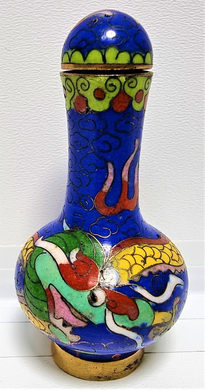 Tutte le decorazioni: Chinesische Cloisonné mit Deckel in Form einer Vase – Usato da Emmenbrücke venduto da Lenssen 1