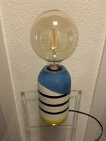 Tischlampe, Blau Gelb Gestreift