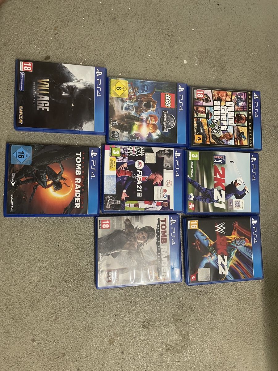 Sony Console: Play Station 4 inkl Controller & Spiele – Usato da Jona venduto da mathi123 2