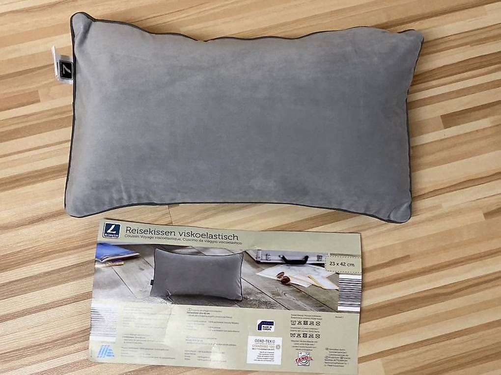 Cuscini: Coussin voyage – Usato da Cheseaux-Lausanne venduto da Fannelle01