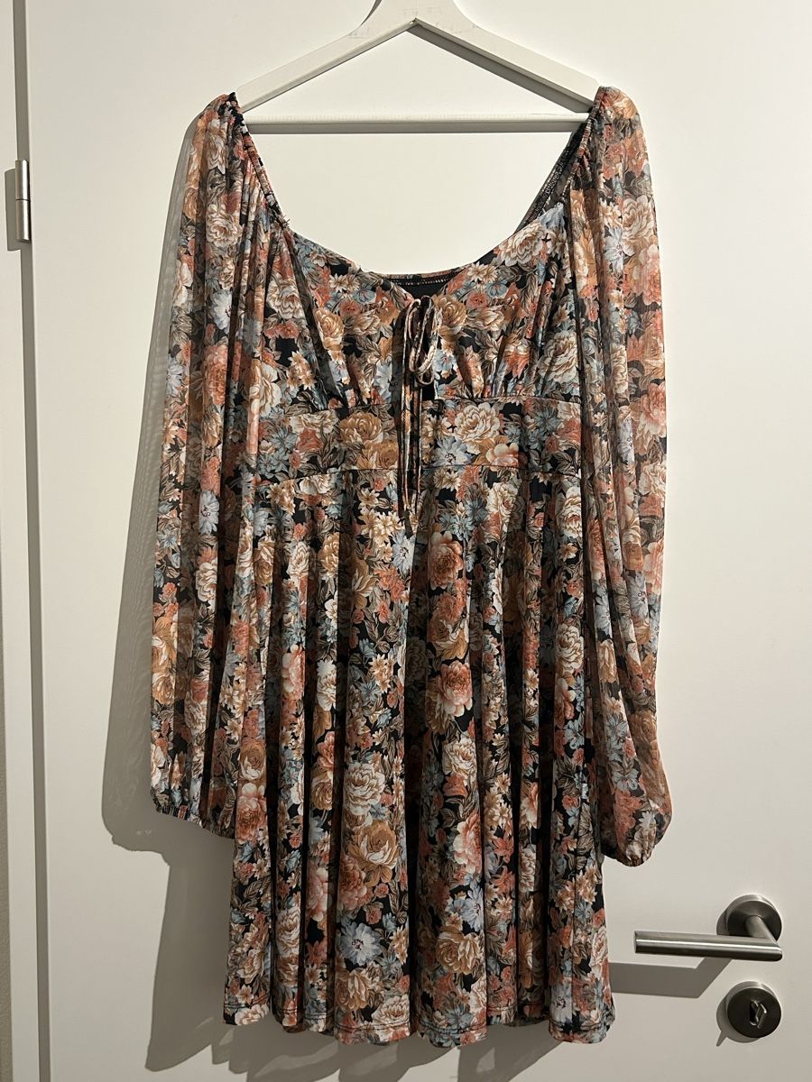 Shein Vestiti: Sommerkleid – Nuovo (secondo la descrizione) da Pratteln venduto da sheila.sutter