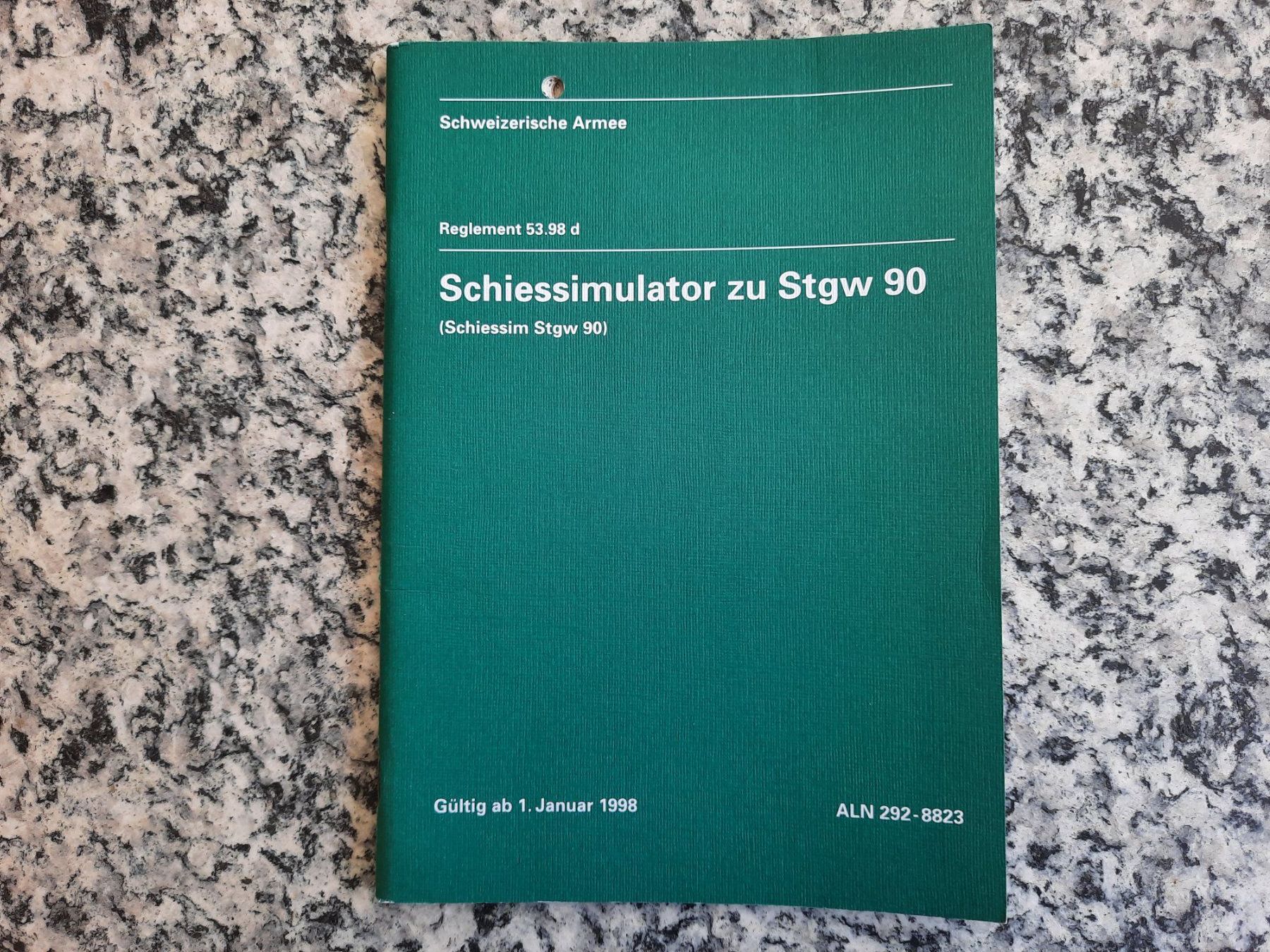 Bücher: Schiessimulator zu Stgw 90 – Gebraucht aus Ruswil von Sammlergeist