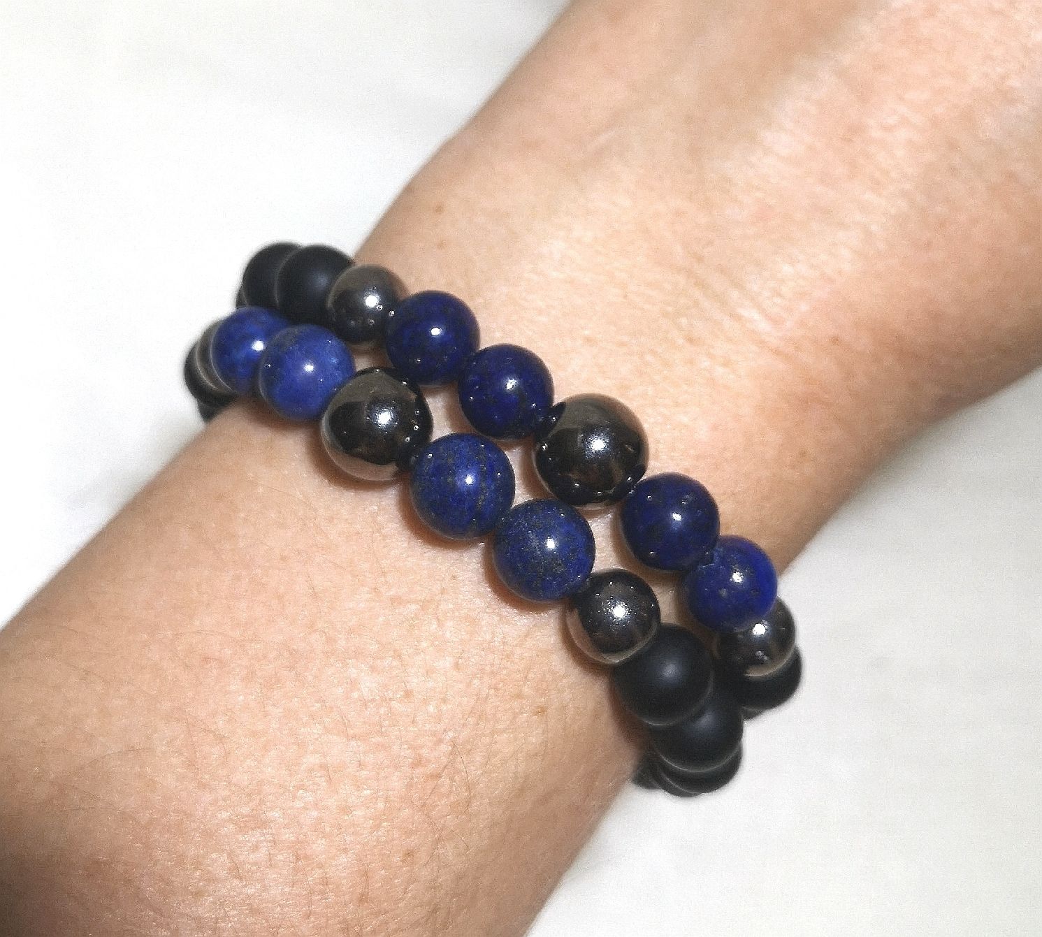 Bracciali & Braccialetti: schwarz-blaue Steinarmk. - Spendenaktion – Nuovo (secondo la descrizione) da Unterkulm venduto da Nachtigall 2