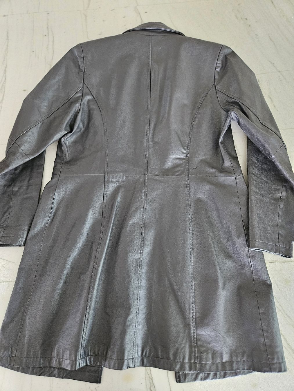 Cappotti: Klassischer Damen-Ledermantel, Gr. 42, Grau, zeitlos chic – Usato da Kloten venduto da Tacha_gb 3