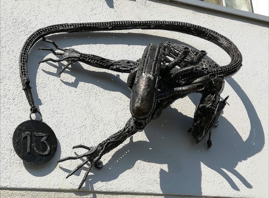 Statuette: Predator Alien Alienkopf Kunst Metal Figuren – Usato da waldenburg venduto da vr161069 1