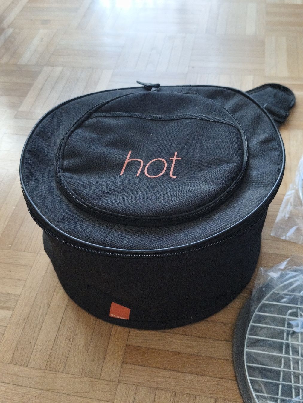 Griglie: Holzkohlegrill "hot" mit Tasche – Usato da Winterthur venduto da Rewison 4