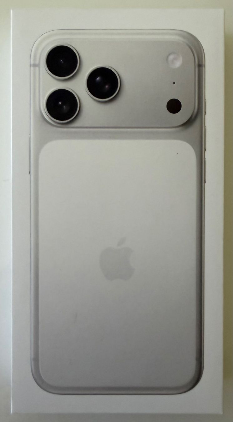 Apple Portables: Apple iPhone 17 Pro Max 256 GB Silver (VERSIEGELT) – Neuf avec emballage d'origine à Herznach par EMOTIONS4YOU 1