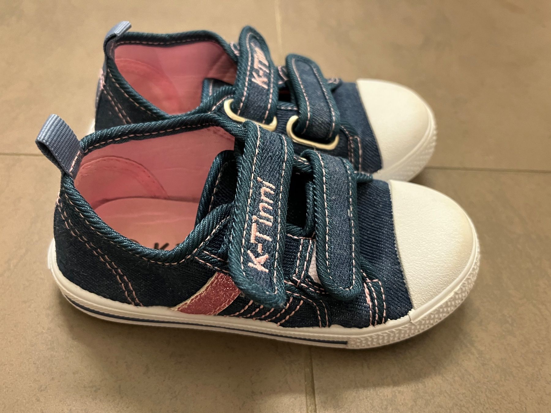 Scarpe per ragazze: Turnschuhe 25 – Usato da Zürich venduto da Gabi_78