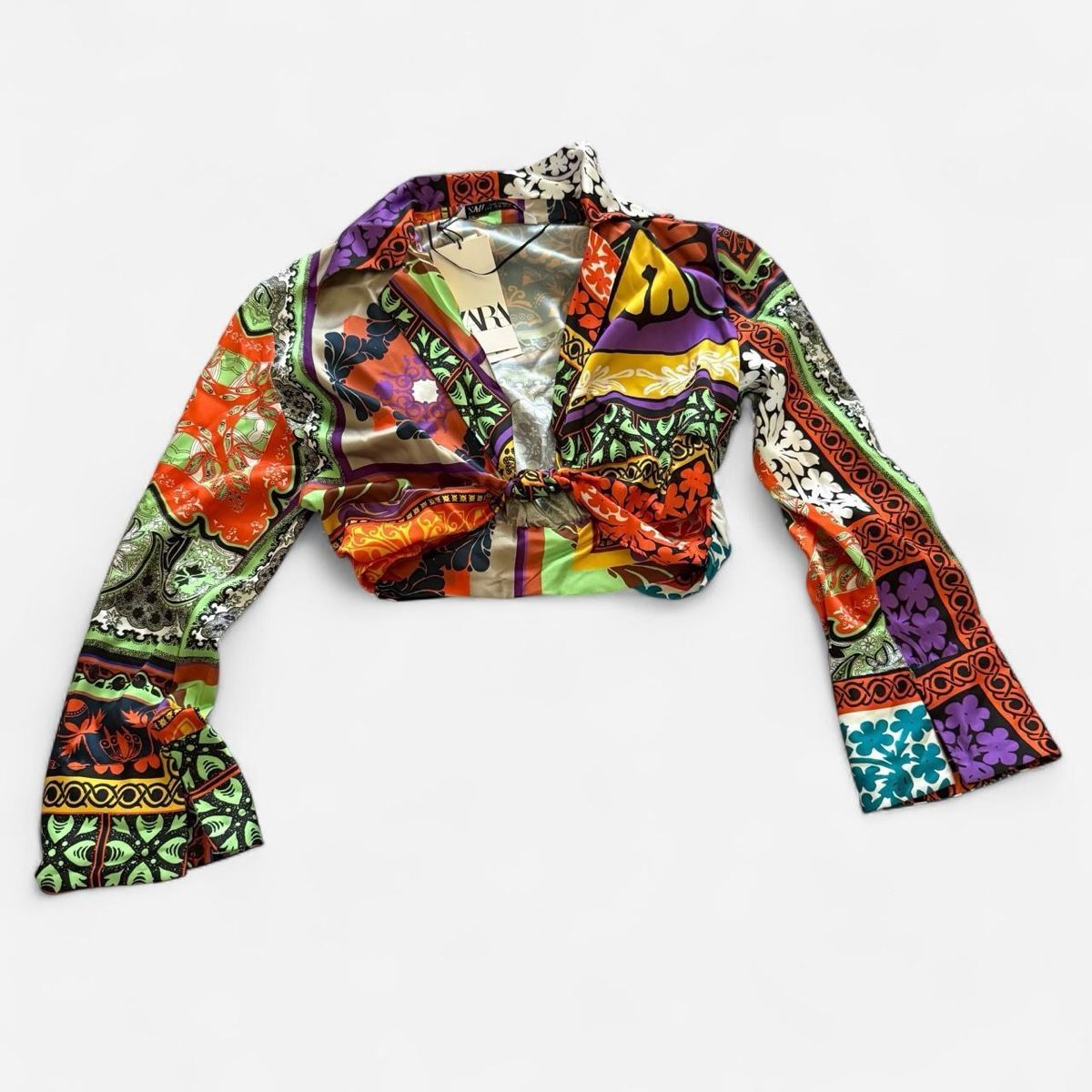 Zara Blusen: Zara Crop Shirt patterned multi-colored  – Neu und originalverpackt aus Basel von 1moonstar