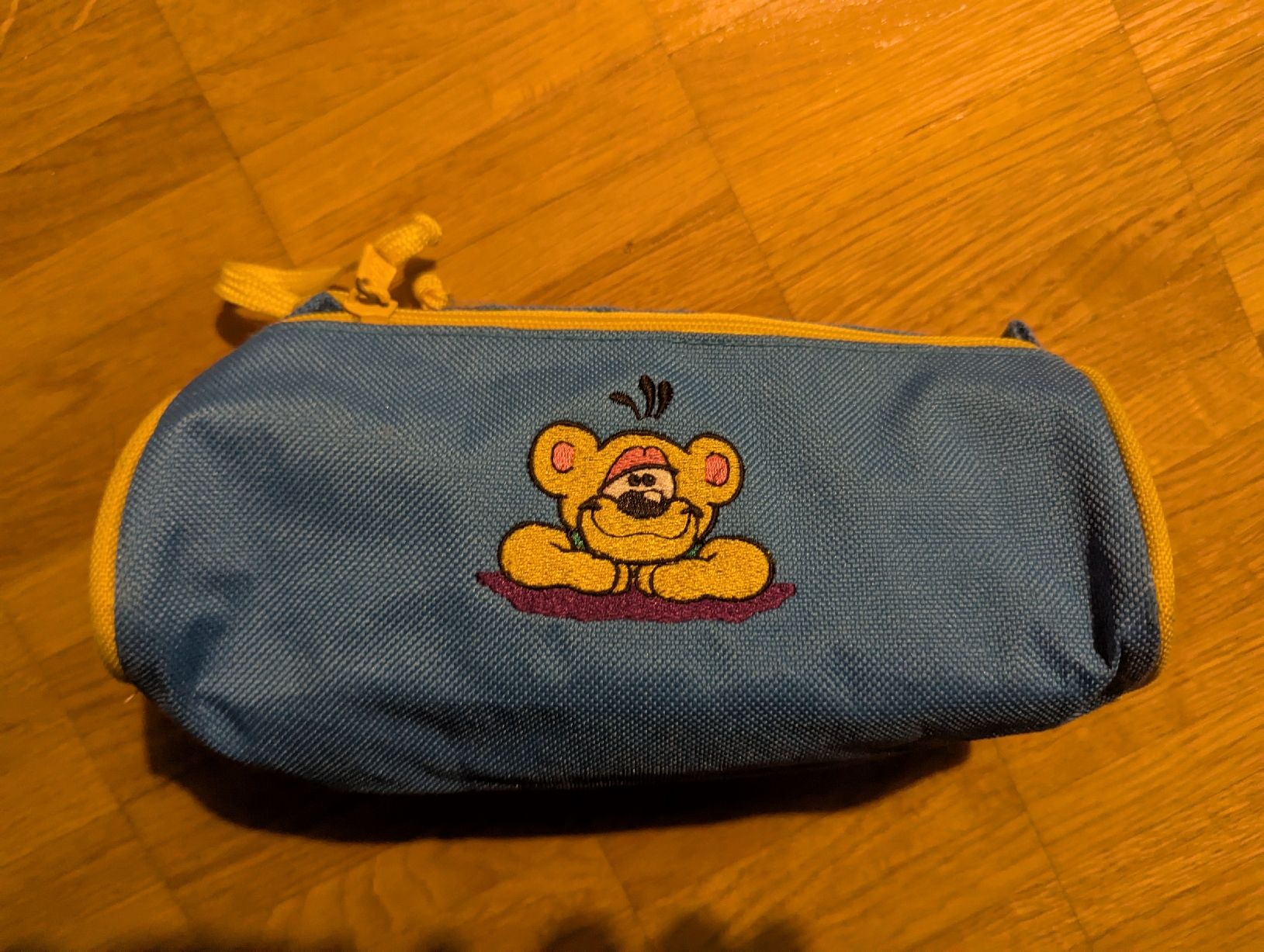 Sonstiges Schreiben & Zeichnen: Didel Etui mit dem Bären – Gebraucht aus Bülach von Cat_2.5