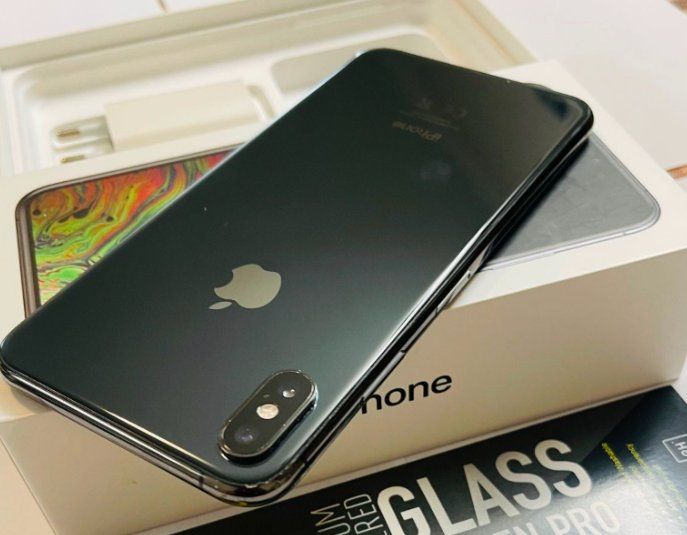 Apple Handys / Smartphones: IPhone XS Max 64gb akku 100% – Gebraucht aus Luzern von Waince786 1