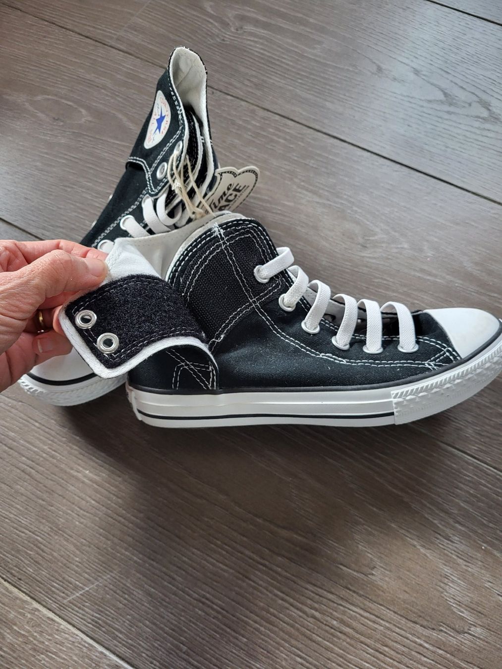 Chaussures garçon: Baskets Converse – D'occasion à Yverdon-les-Bains par Emavid 2
