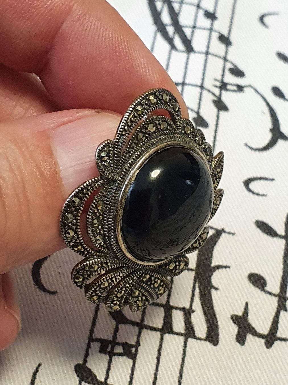 Spille & Fermagli: Onyx-Markasiten Brosche in 925er Silber – Usato da Wohlen AG venduto da palmsprings 4