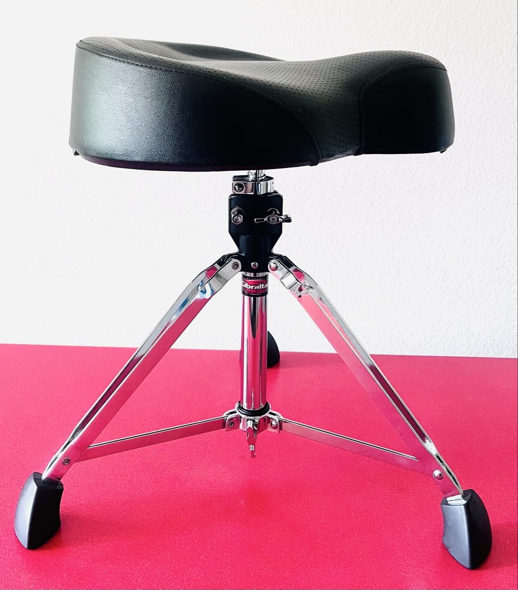 Strumenti musicali: Pearl Roadster Sattelsitz mit Gibraltar Stativ – Usato da Wädenswil venduto da Buddha8 4