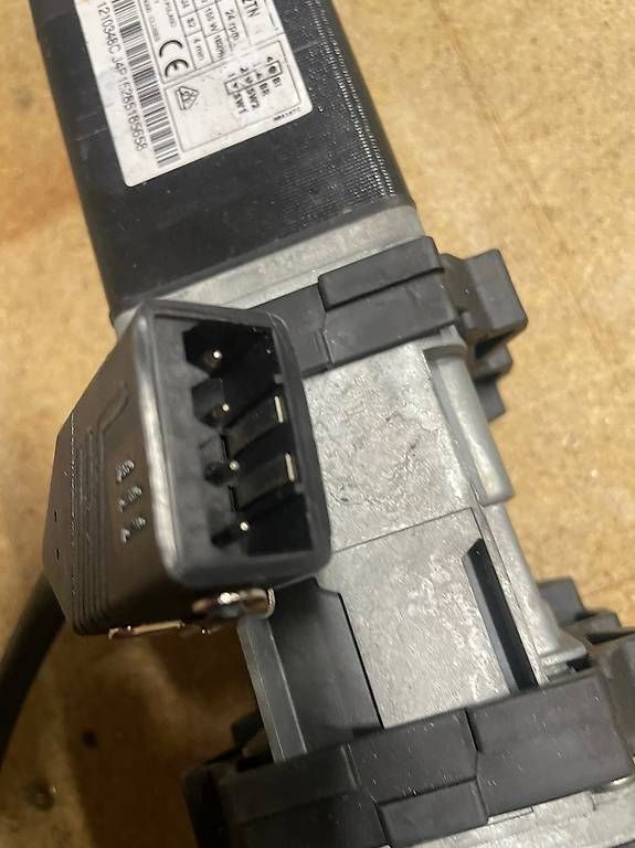 Tende da sole: Neu  Somfy Motor 18 Nm  – Usato da Horgen venduto da Rs25 1
