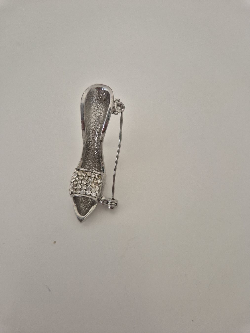 Spille & Fermagli: Elegant heels brooch – Usato da Basel venduto da Elena_02 1
