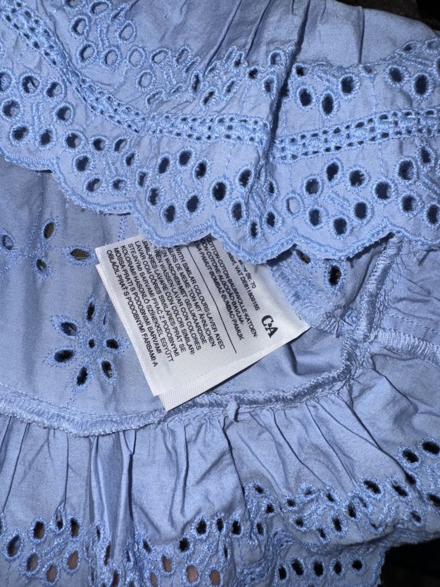 Top: Spitzentop Top Oberteil Broderie Anglaise – Usato da Obfelden venduto da tan_9lj9 5