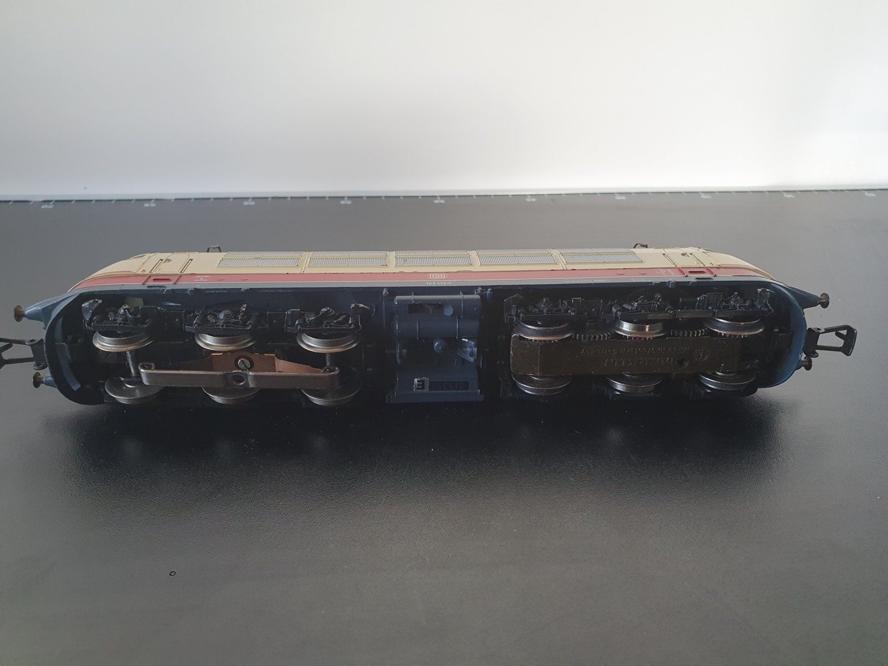 Märklin Modellini di ferrovie: MÄRKLIN: DB E-LOK BR 103 TEE 3354 OVP – Usato da Biglen venduto da taunus82 6