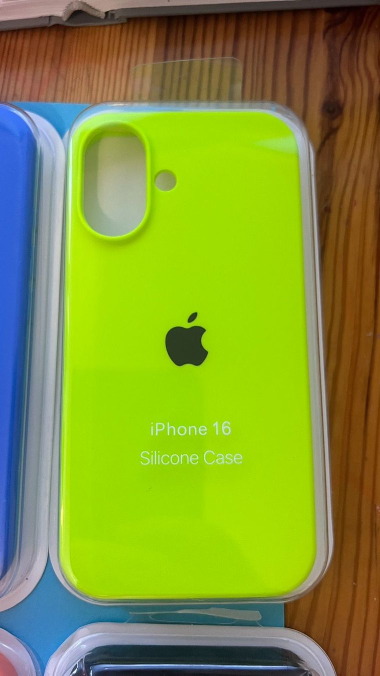 Coques & Protection écran: Coque iPhone 16 Différentes couleurs. Hülle – Neuf avec emballage d'origine à Eysins par pro_7lnq 3
