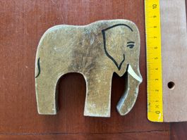 alte vintage Elefant aus Holz Sägefigur handbemalt
