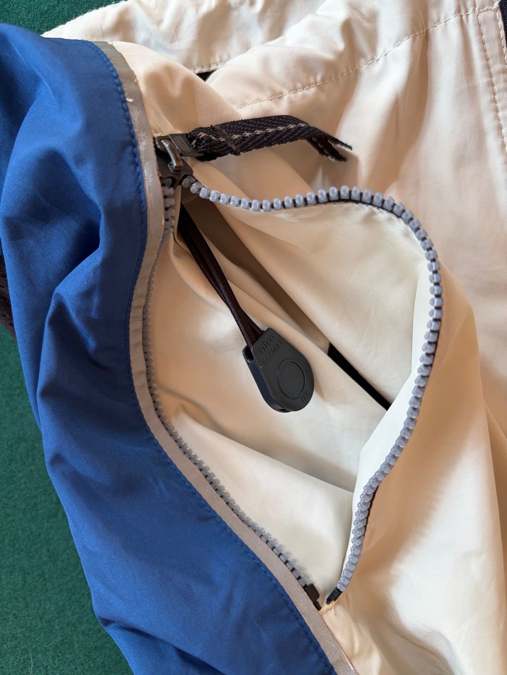 Nike Gilets: NIKE Weste  Gr. M  Zustand: Perfect – D'occasion à Interlaken par Bona55 4