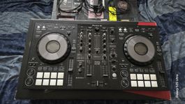 Pioneer DDJ 800 mit Decksaver und OVP