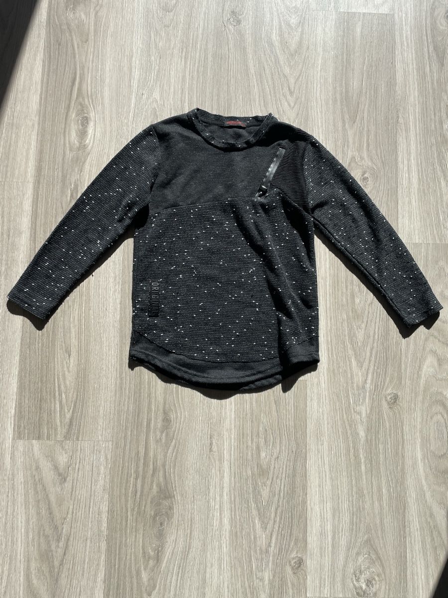 Pullover & Sweatshirts: Armata Militare Pullover, Top Zustand, Gr. 122/128 – Gebraucht aus Biel/Bienne von Bolagol9