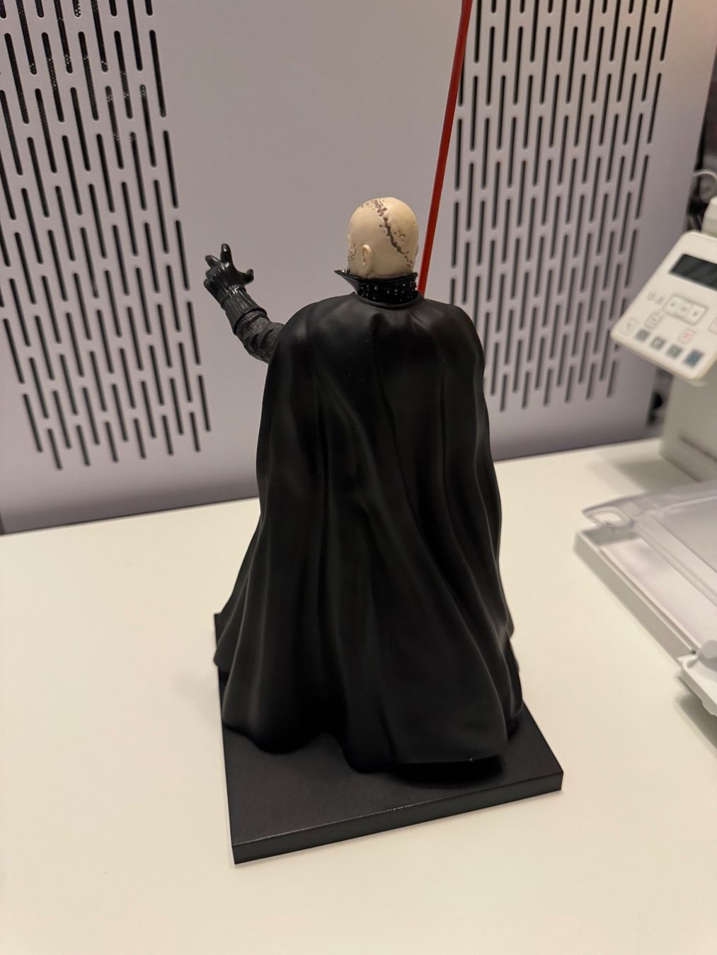Star Wars Statuette: Star Wars Darth Vader Figur Kotobukiya ArtFX+ – Usato da Burgdorf venduto da Caradhras 4