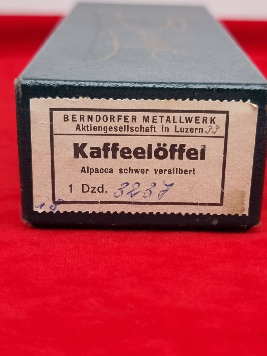 Berndorf Cucchiai: 12 Kaffeelöffel, versilbert, Berndorf. – Usato da Helgisried venduto da zuegli.24 5