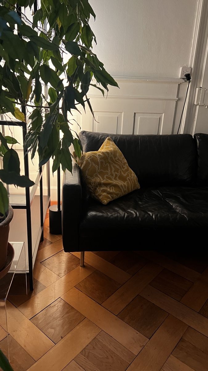 Sofas: 3er Sofa Möbel Pfister Texada Schwarz Leder – D'occasion à Zürich par dvblch 2