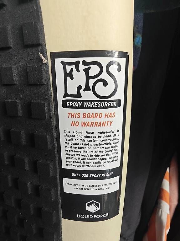 Surfboards & Schwimmbrette: ** SOLDES ** - NEUF - Liquid Force AVANT – Gebraucht aus Genève von Fleur-Xuan 3