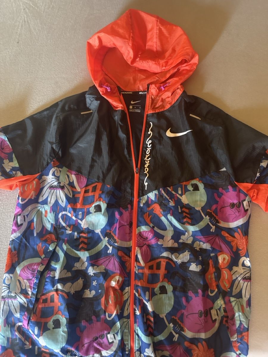 Nike Giacche: Veste léger Nike – Nuovo (secondo la descrizione) da Cressier venduto da per_95ld