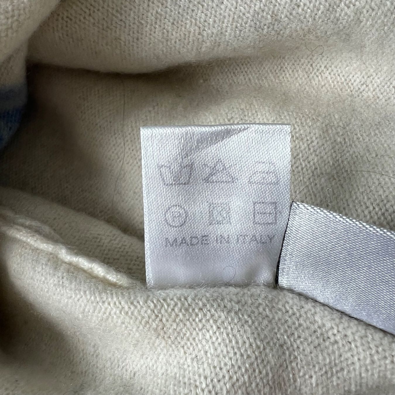 Maglioni & Felpe: LUCIEN PELLAT-FINET Kaschmir Pullover mit Yves Klein Print – Usato da Zürich venduto da ClosetQueen 9
