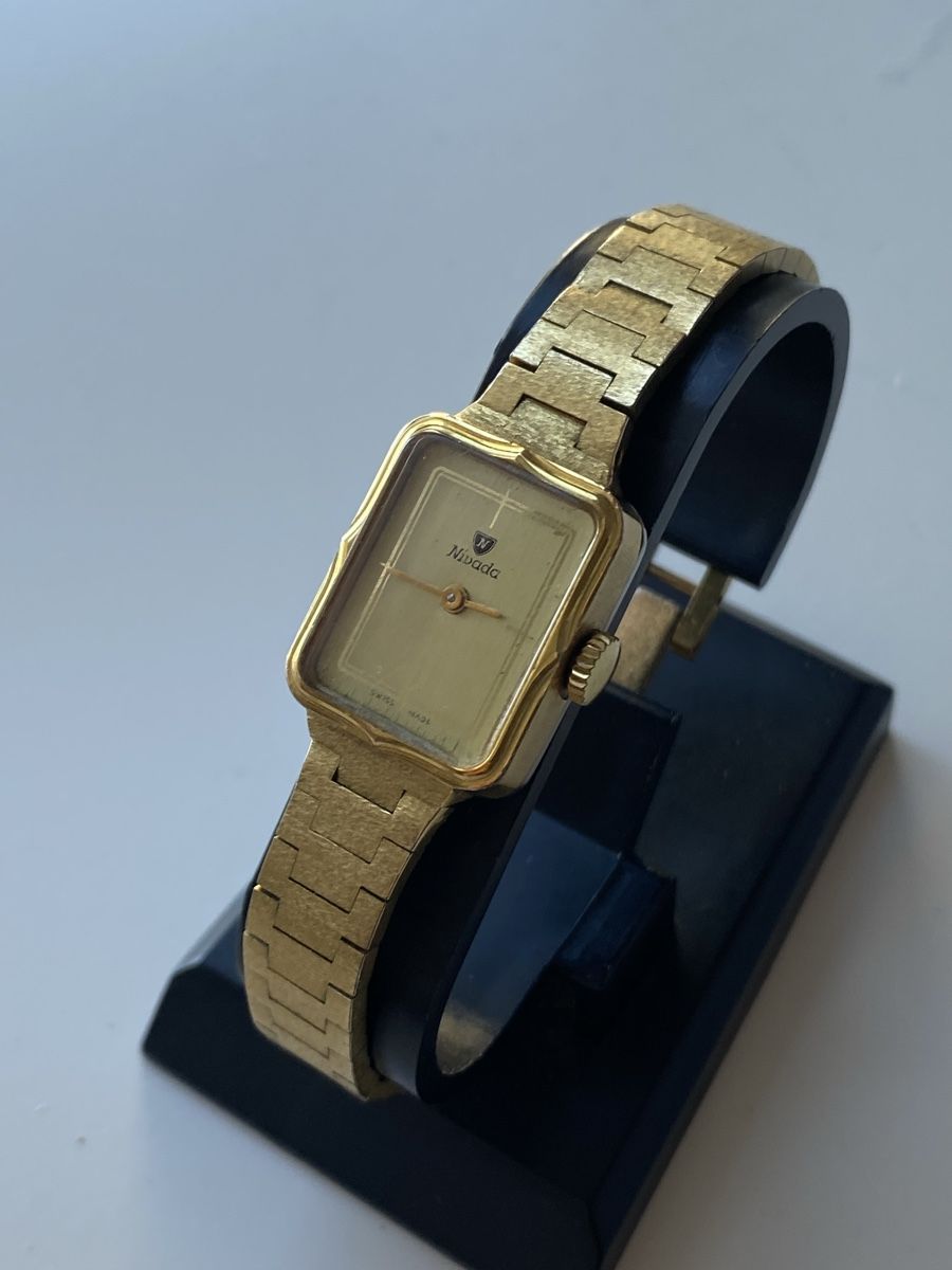 Nivada Uhren: Nivada Goldene Damen Uhr – Defekt aus Givisiez von dor_xb9k
