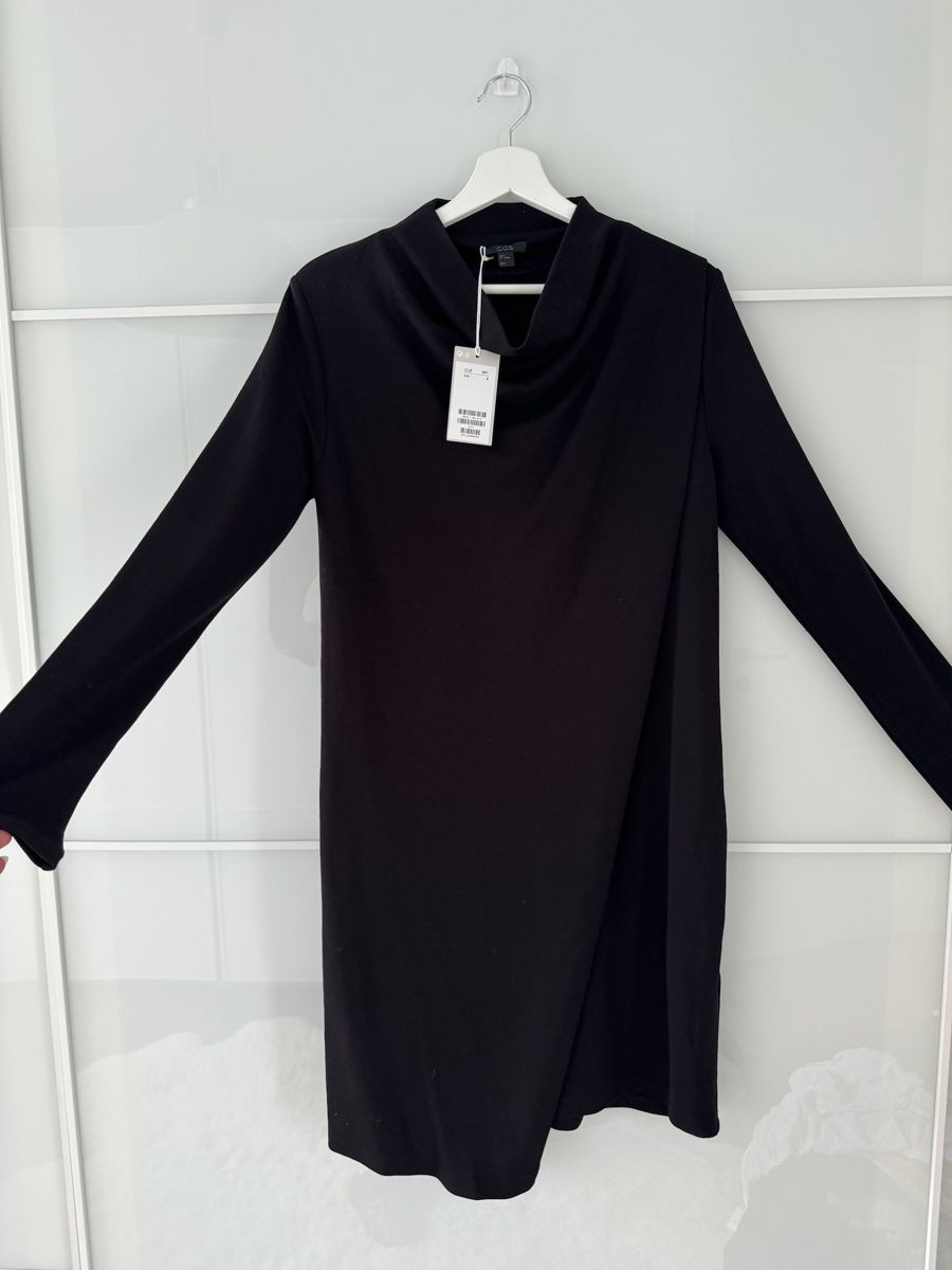 Cos Kleider: Neu COS Kleid, Gr. S – Neu und originalverpackt aus Frenkendorf von anbo1989