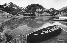 Schwarzsee (FR) See und Bergpanorama