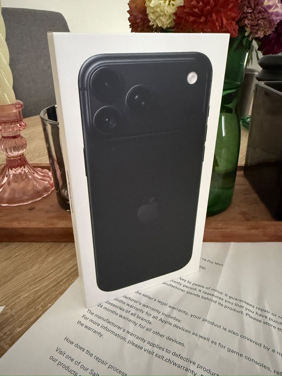 Apple Handys / Smartphones: iPhone 18 pro max  – Neu und originalverpackt aus Kloten von lae_w768 2