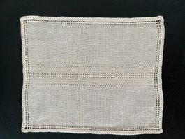 Spitzendeckchen Untersetzer Farbe: ecru/blassgelb 22 x 18 cm
