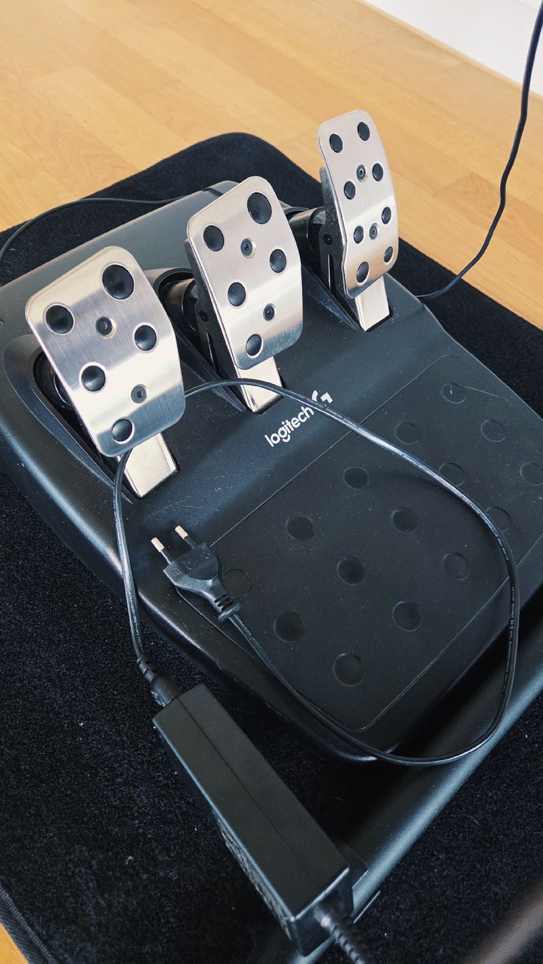 Logitech Controller: Playseat Challenge + Logitech G290 Xbox + floor mat – Usato da Mellingen venduto da Moss28 2